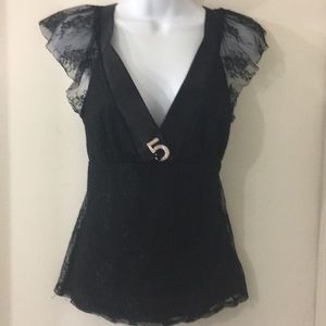 Lacey black top